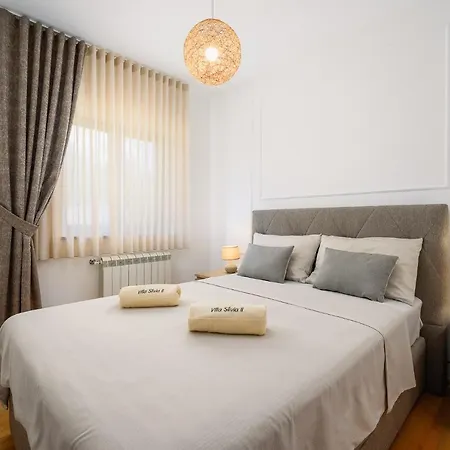 Apartment With Pool, Silvia Ii Ferenci