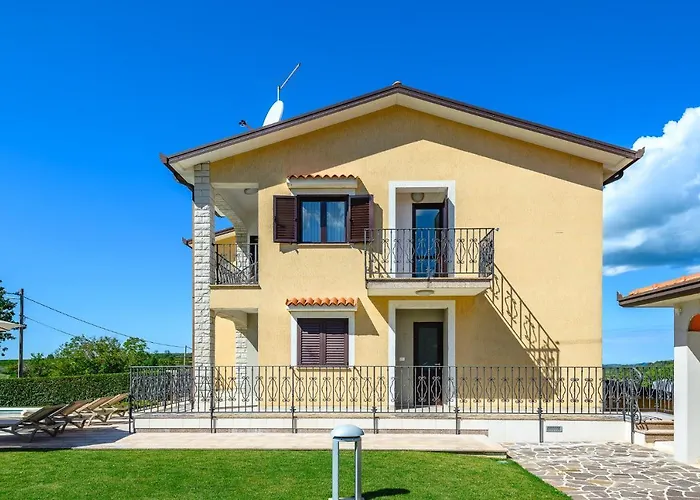 Premium Silvia With Pool Apartman