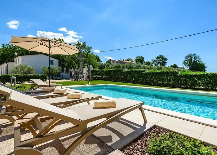Premium Silvia With Pool Apartman